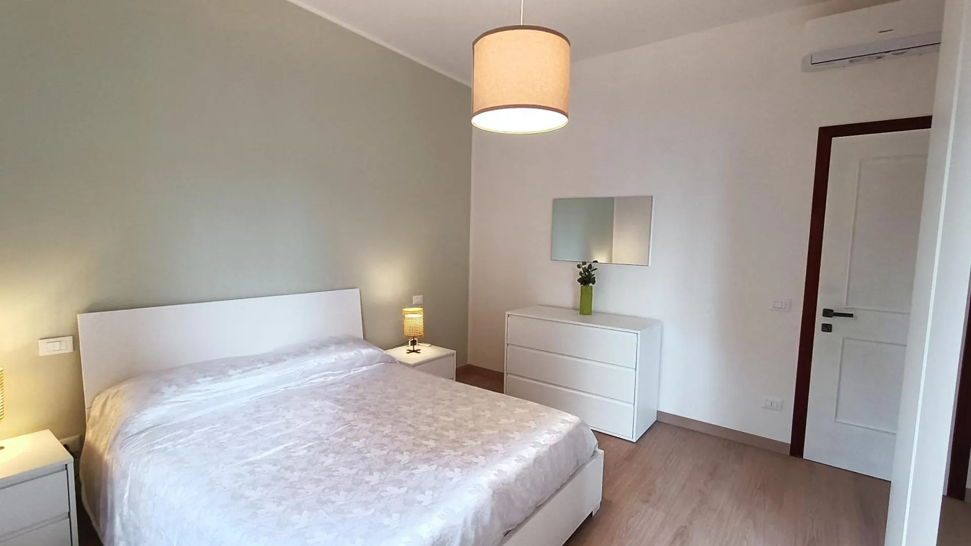 My Bergamo Pool Apartment Bonate Sotto